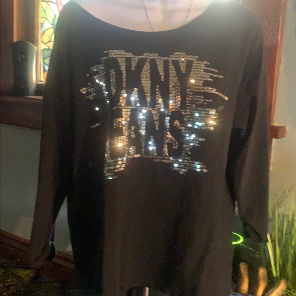 DKNY SPARKLE FRONT 3/4 SLEEVE DROP SHOULDER TOP